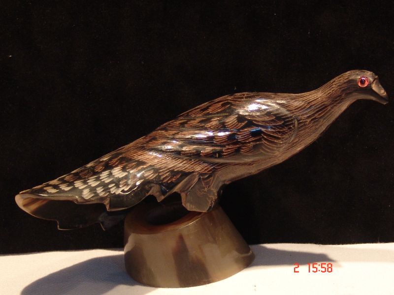 Vogel aus Horn (Tierhorn)